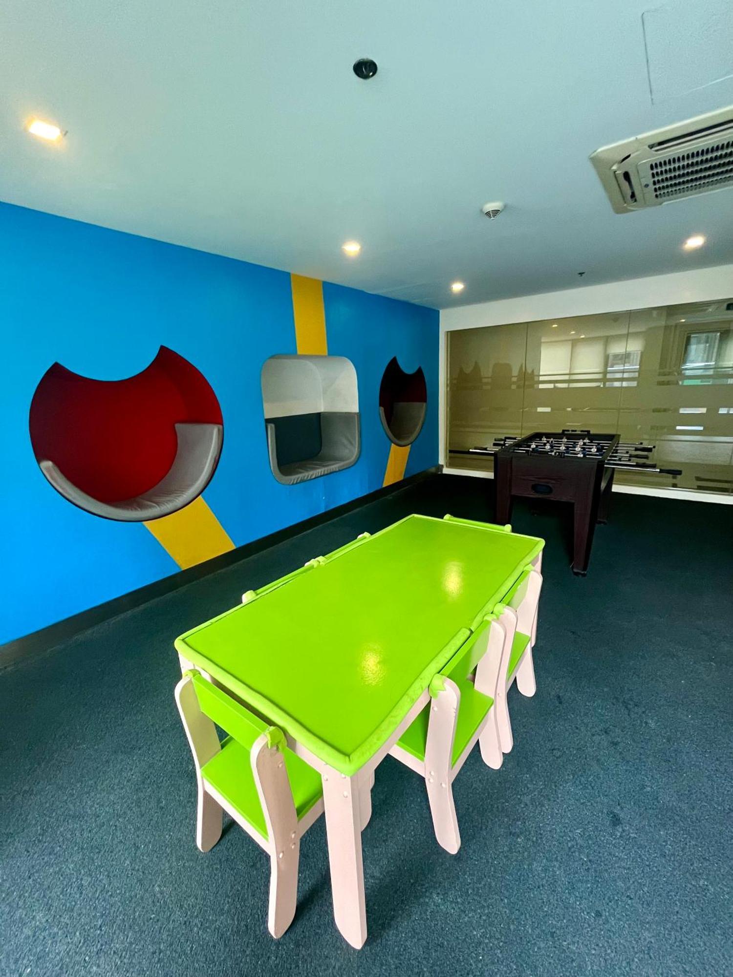 Greenbelt Hamilton Tower 1 Legazpi Макати Экстерьер фото
